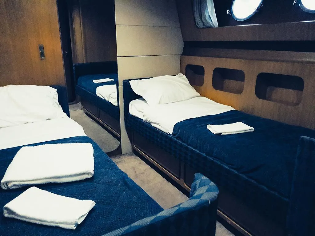 Yacht Diva Hotel Venecia